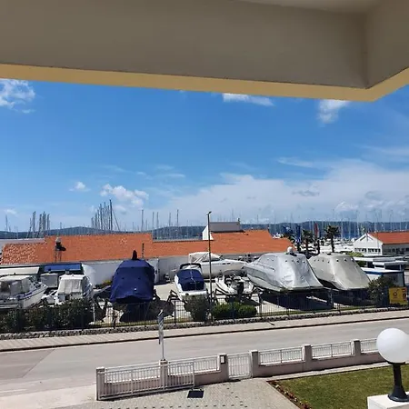 Apartment Emilly Setaliste Kneza Branimira 44 *