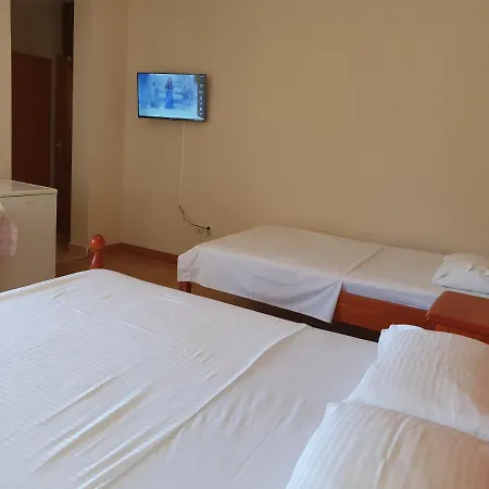 Emilly Setaliste Kneza Branimira 44 * Biograd Na Moru