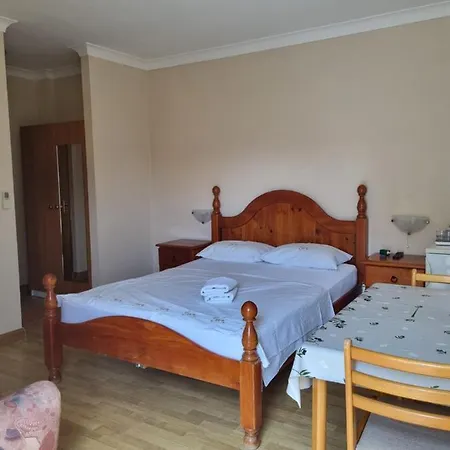 Emilly Setaliste Kneza Branimira 44 * Biograd Na Moru